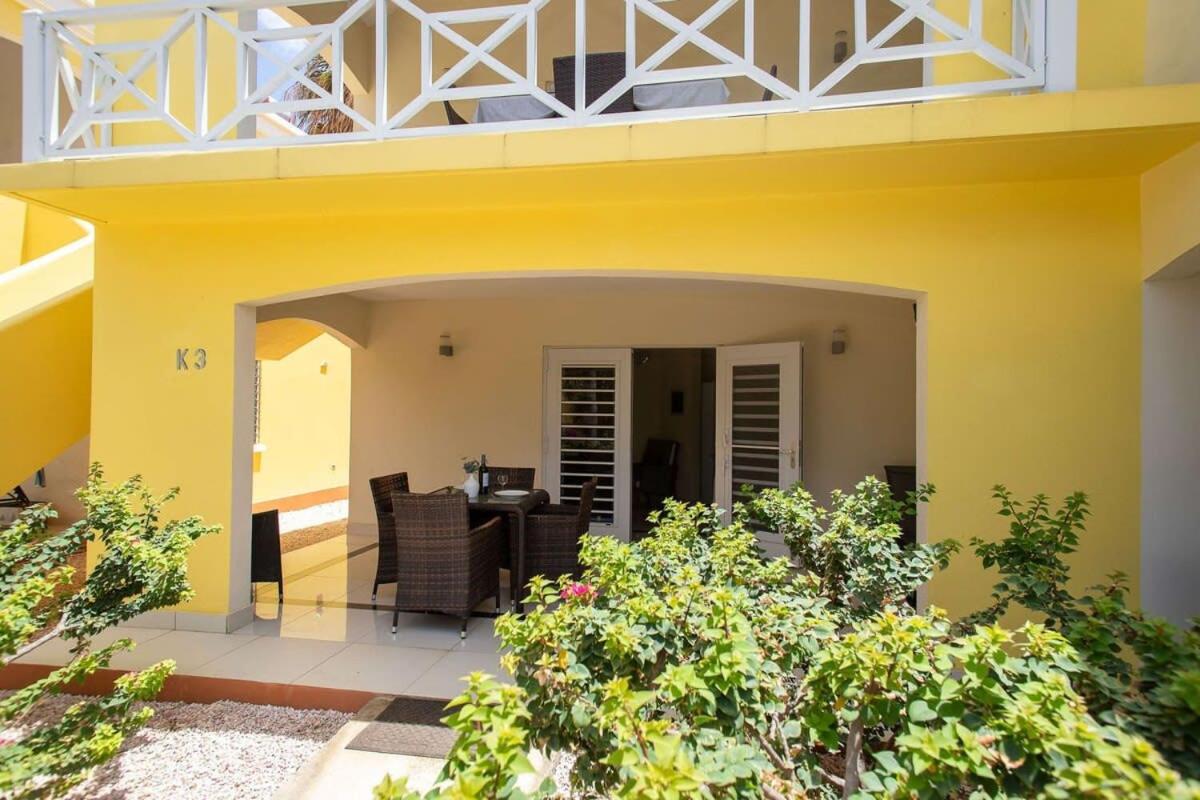 Caracara K3 Relax & Dive Resort Bonaire Village