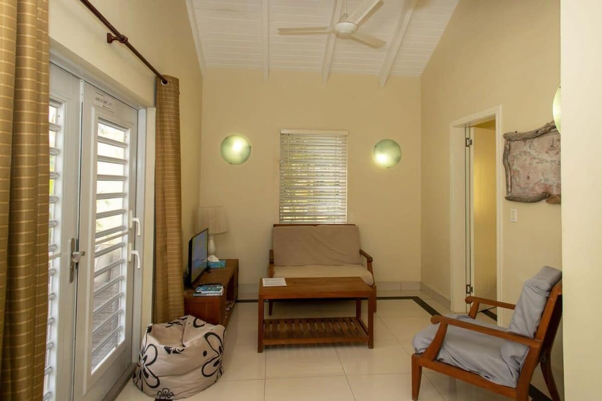Caracara F1 Relax & Dive Resort Bonaire Village