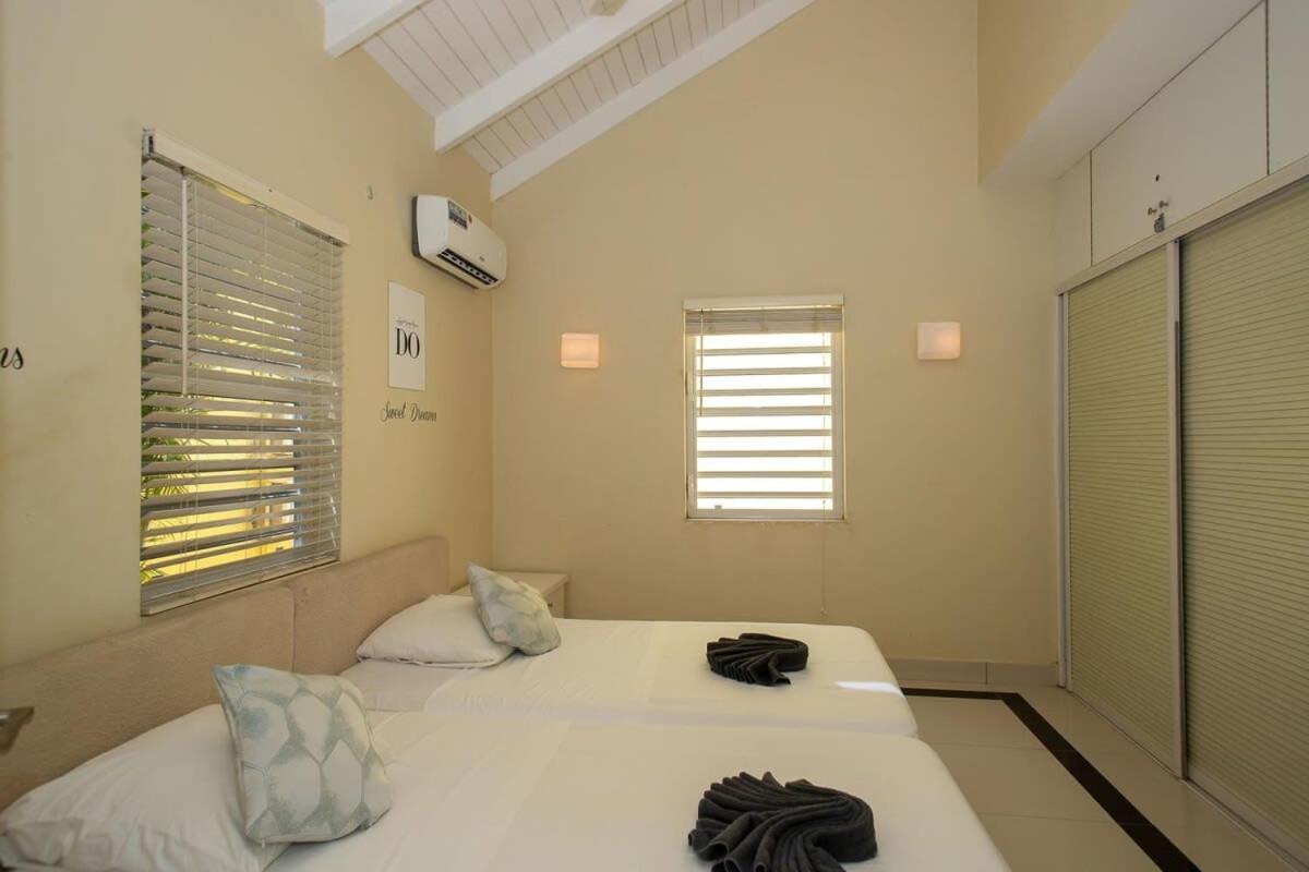Caracara F1 Relax & Dive Resort Bonaire Village