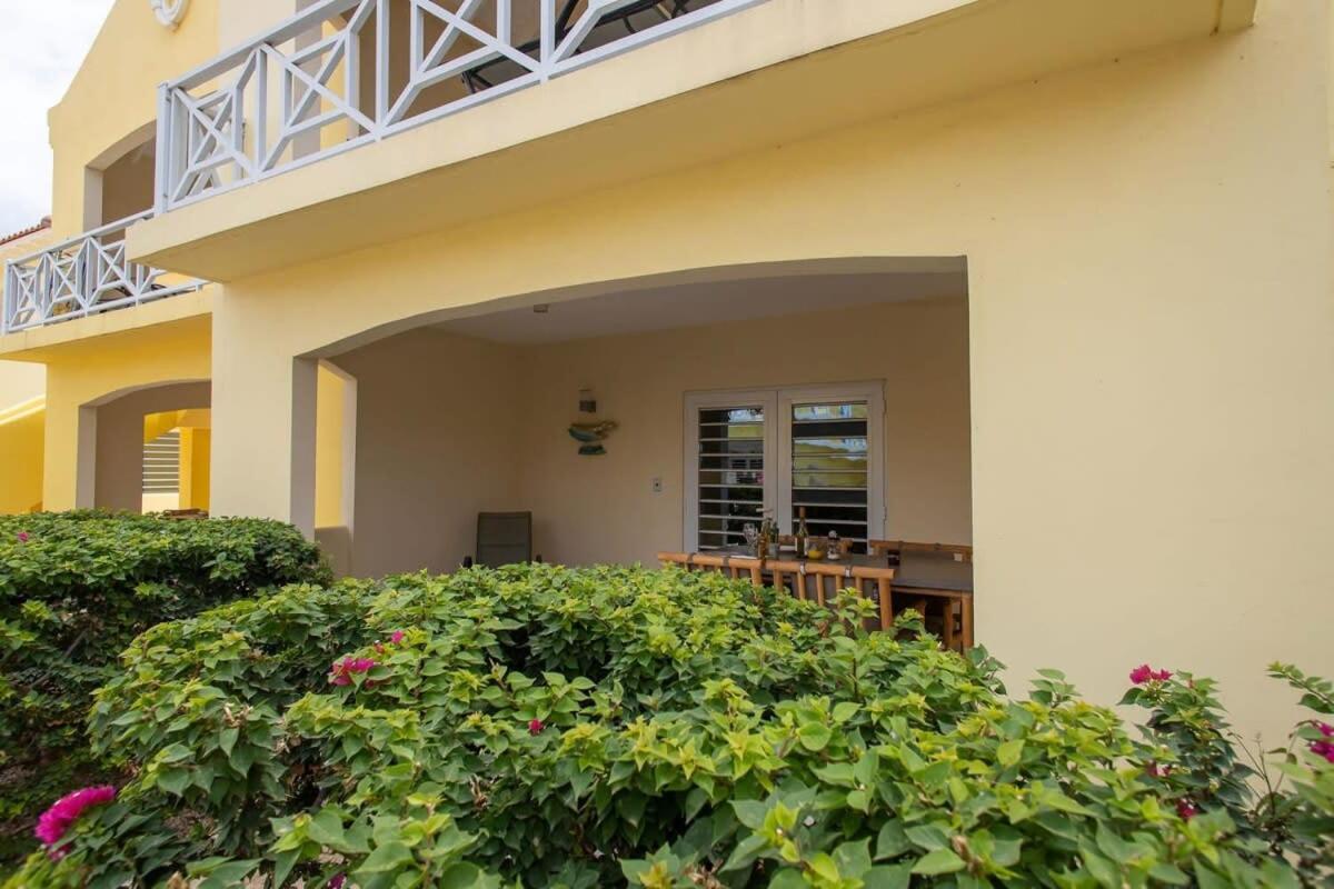 Caracara I2 Relax & Dive Resort Bonaire Village