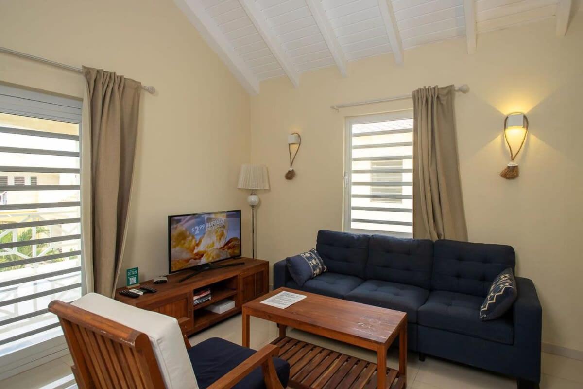 Caracara I4 Relax & Dive Resort Bonaire Village