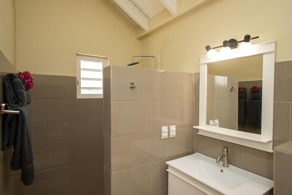 Caracara I4 Relax & Dive Resort Bonaire Village