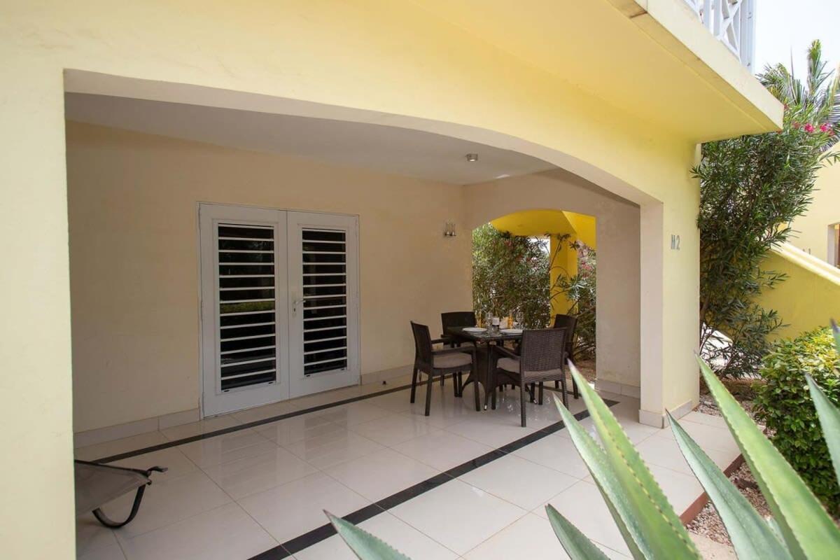 Caracara M2 Relax & Dive Resort Bonaire Village