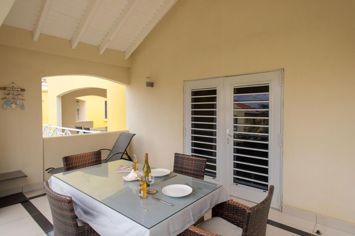 Caracara K1 Relax & Dive Resort Bonaire Village