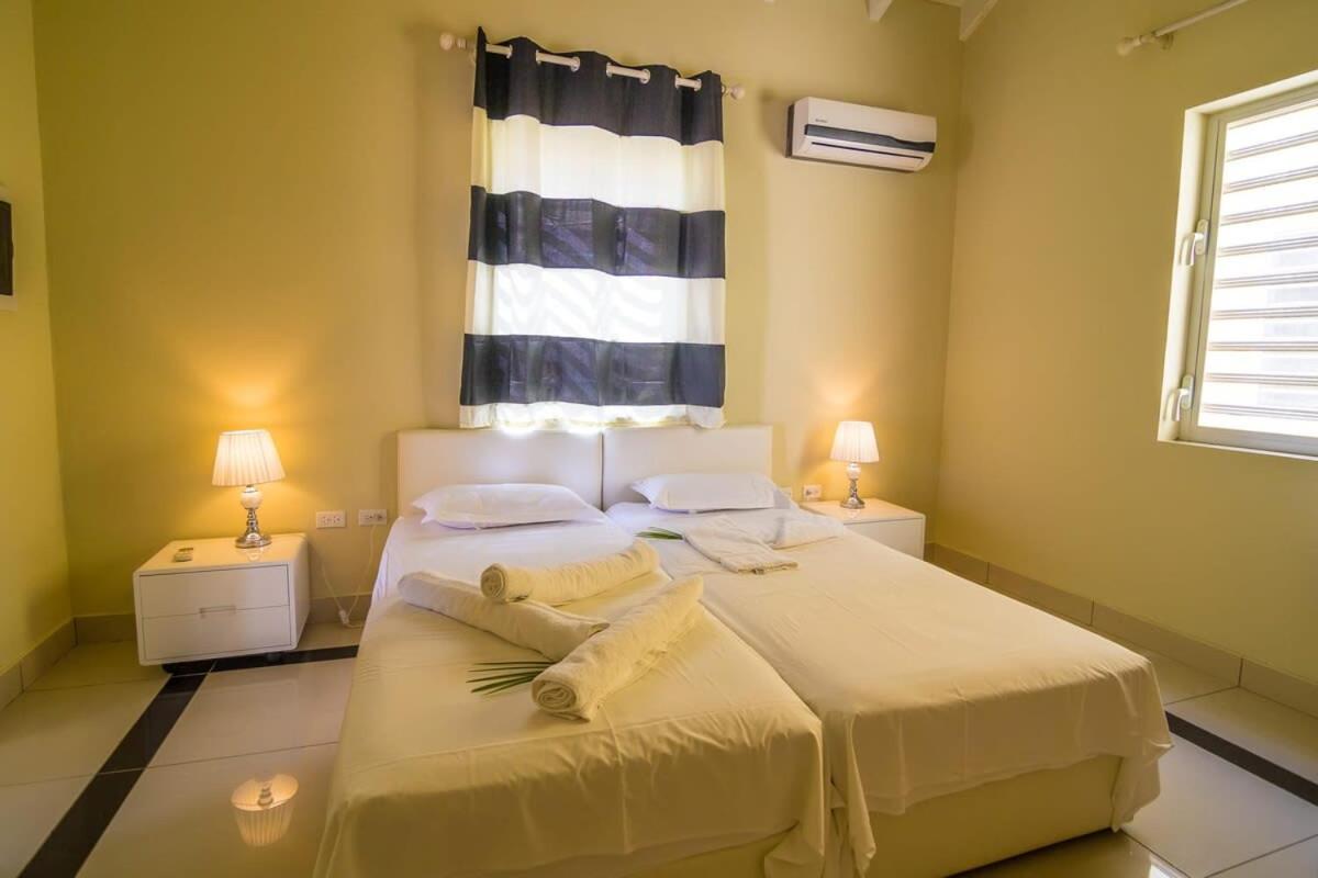 Caracara A1 Relax & Dive Resort Bonaire Village