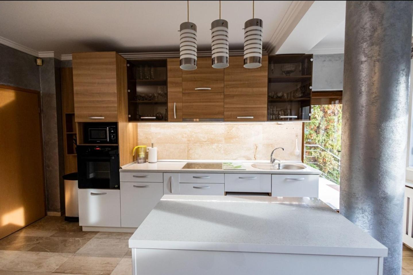 Apartament WHITE
