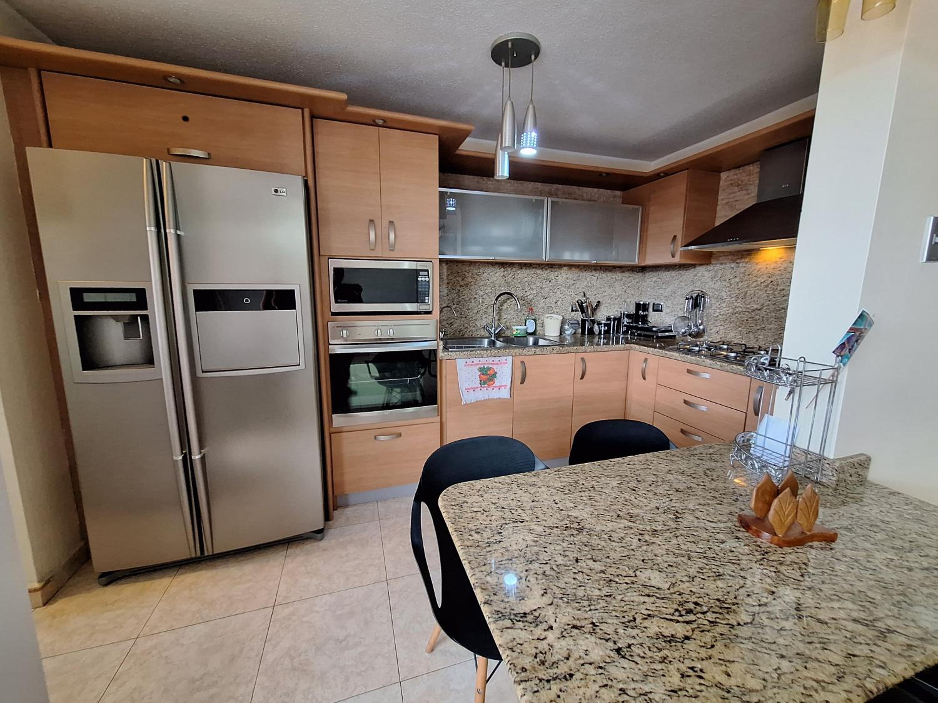 Apartamento full equipado en Lechería view 5