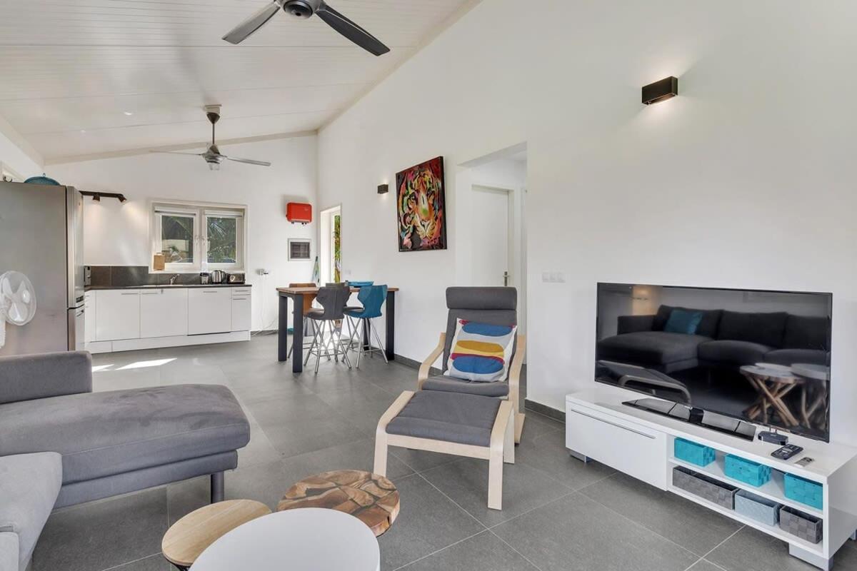 Casa Papaya with Private Pool and Covered Porch