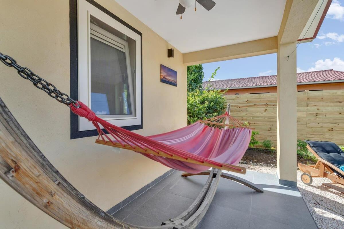 Casa Papaya with Private Pool and Covered Porch