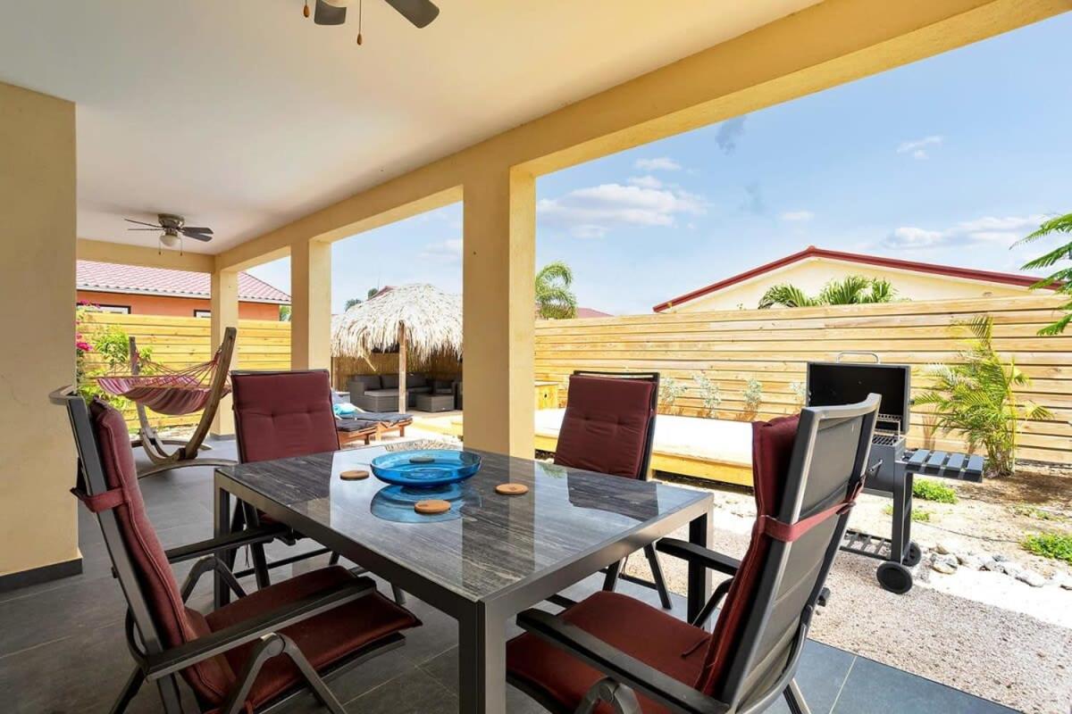 Casa Papaya with Private Pool and Covered Porch