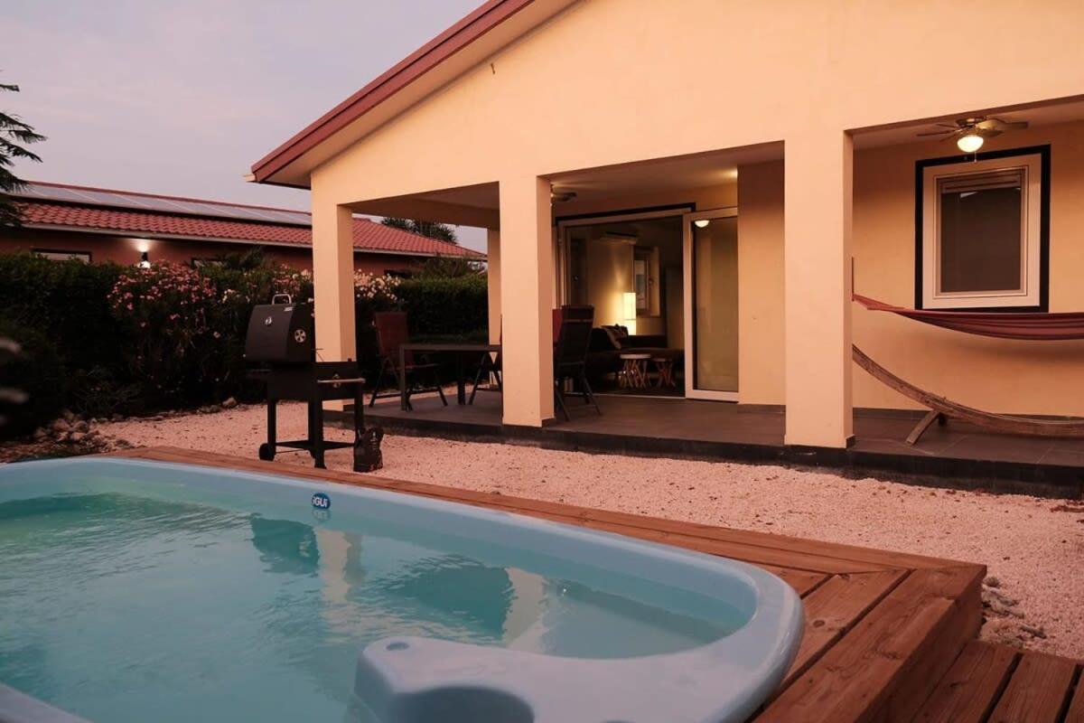 Casa Papaya with Private Pool and Covered Porch