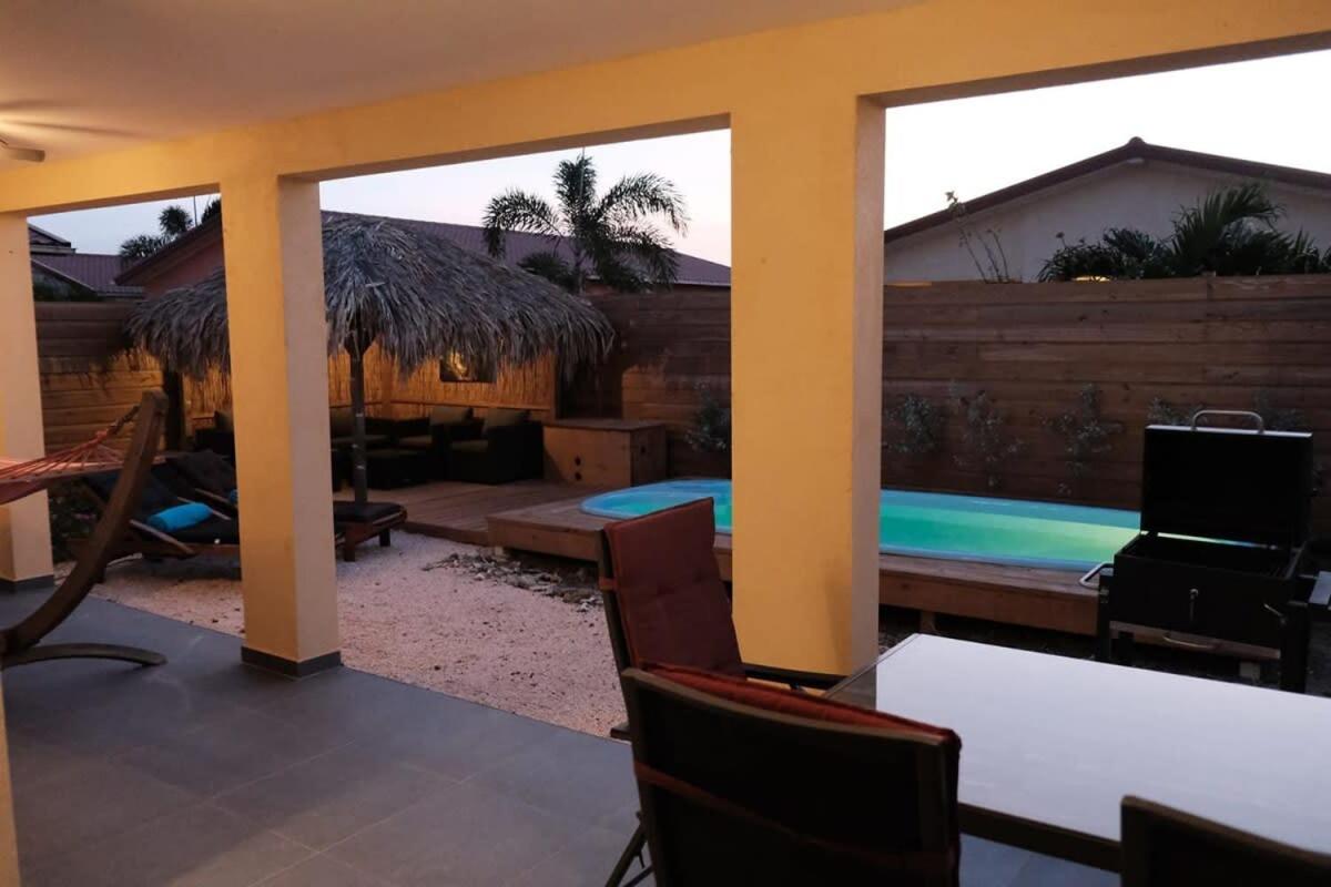 Casa Papaya with Private Pool and Covered Porch