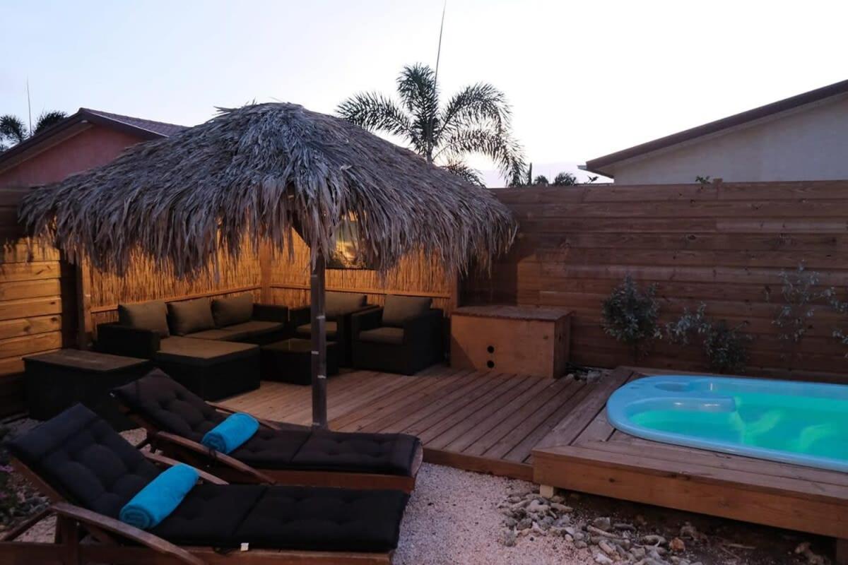 Casa Papaya with Private Pool and Covered Porch