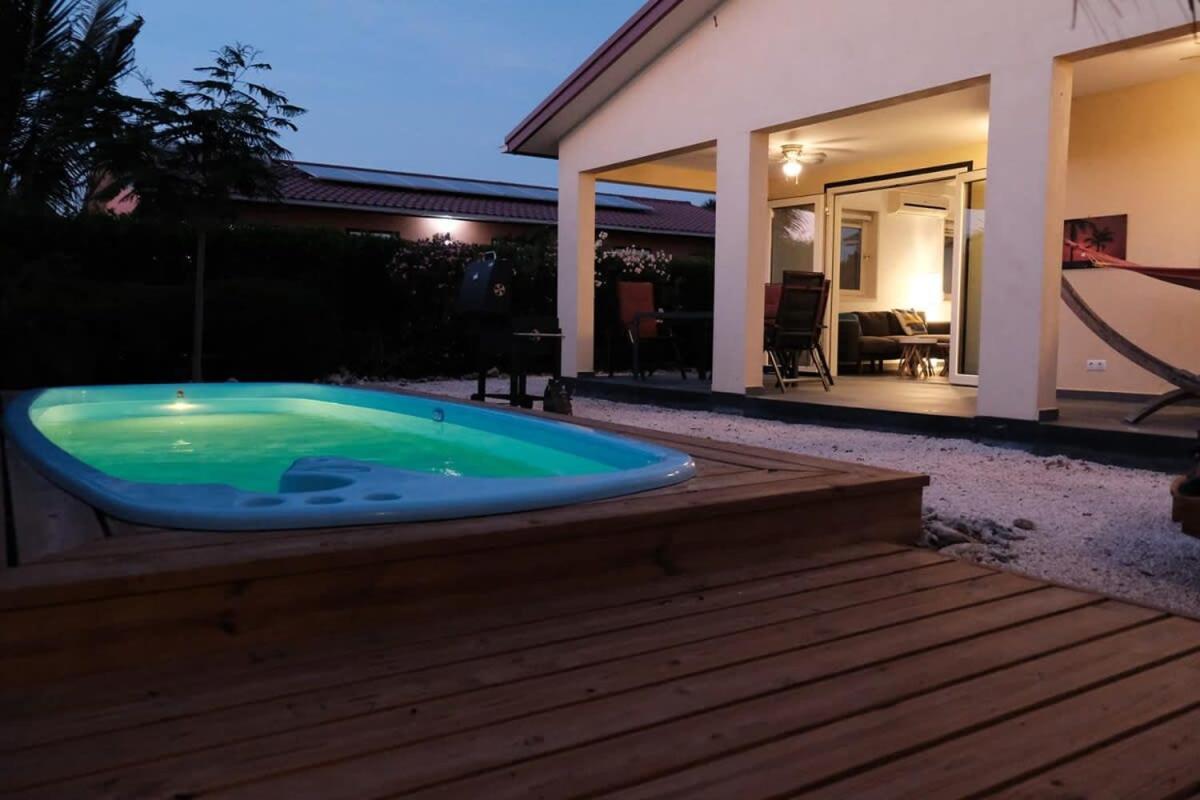 Casa Papaya with Private Pool and Covered Porch