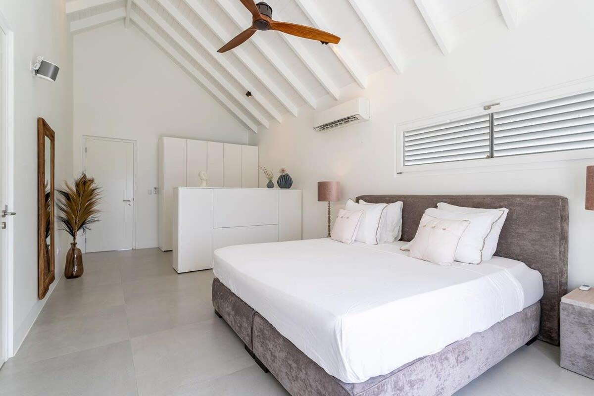 Casa Corazón Oceanfront with its Own House Reef