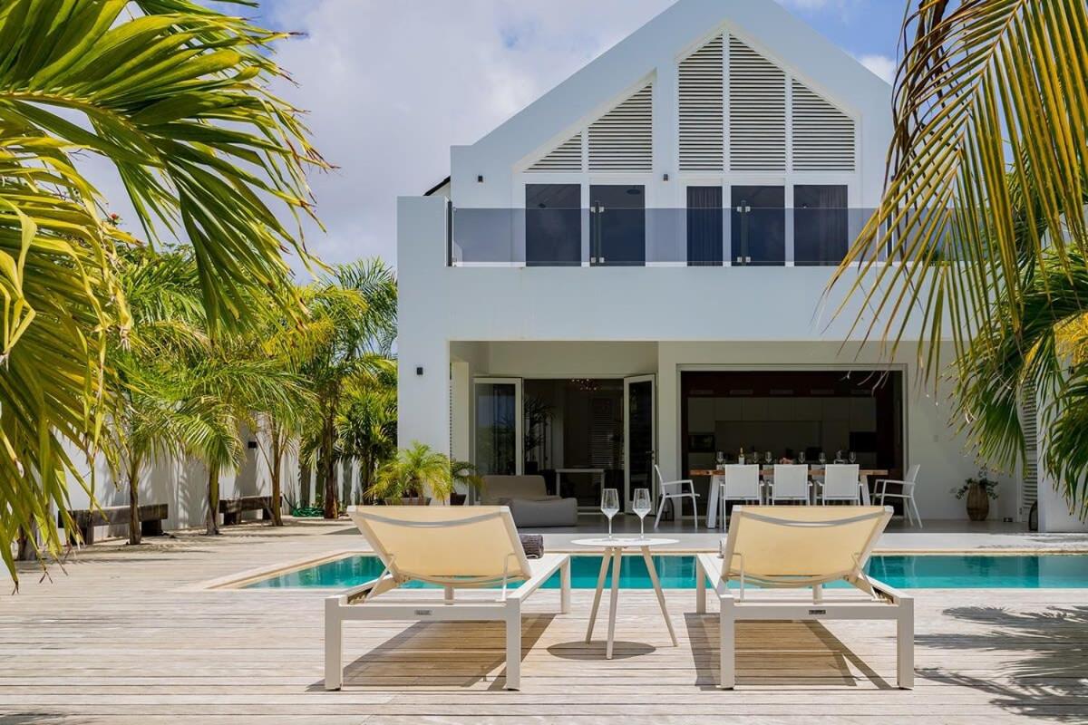 Casa Corazón Oceanfront with its Own House Reef
