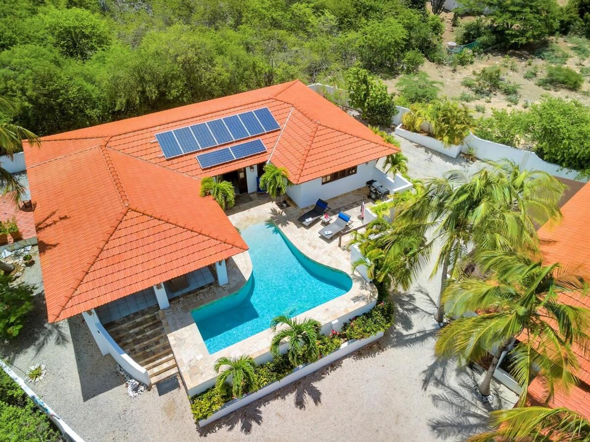 Casa Bunita Bista with Pool and Great Views