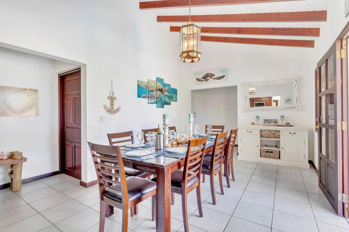 Casa Bunita Bista with Pool and Great Views