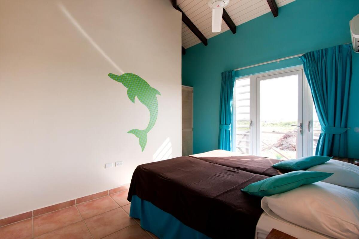 Kas Vis with Private Pool in Upscale Punt Vierkant