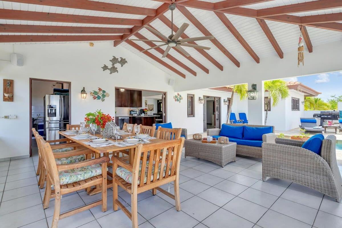 Casa Bunita Bista with Pool and Great Views