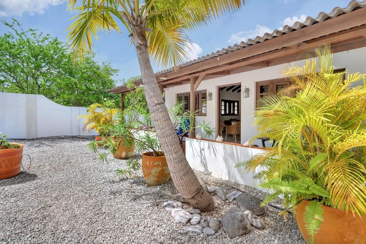 Casa Bunita Bista with Pool and Great Views