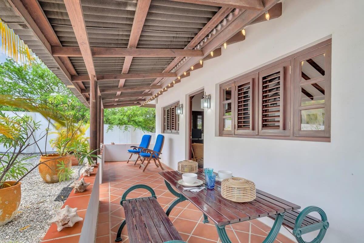 Casa Bunita Bista with Pool and Great Views