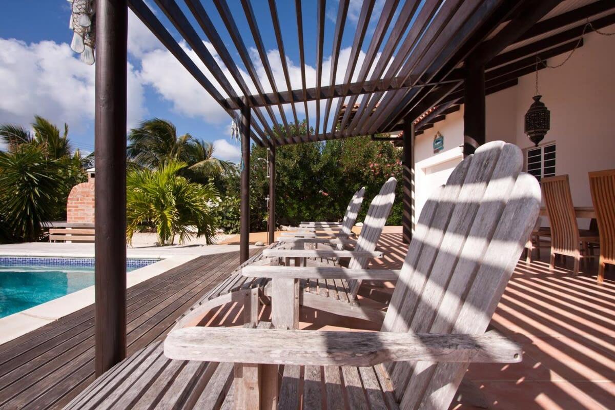 Kas Vis with Private Pool in Upscale Punt Vierkant