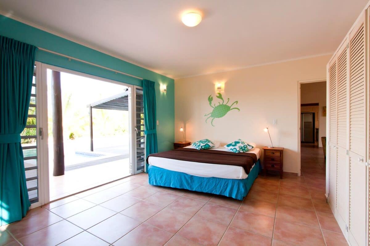 Kas Vis with Private Pool in Upscale Punt Vierkant