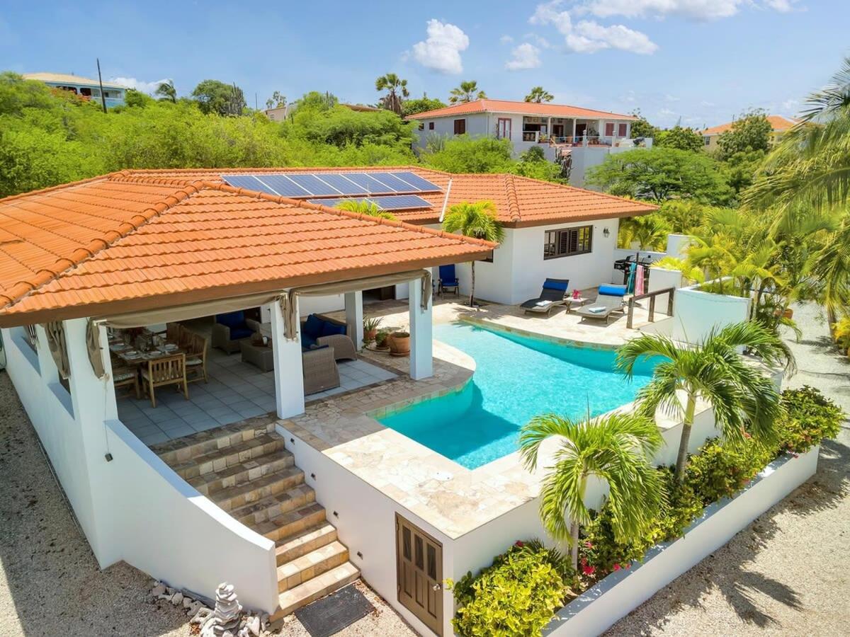 Casa Bunita Bista with Pool and Great Views