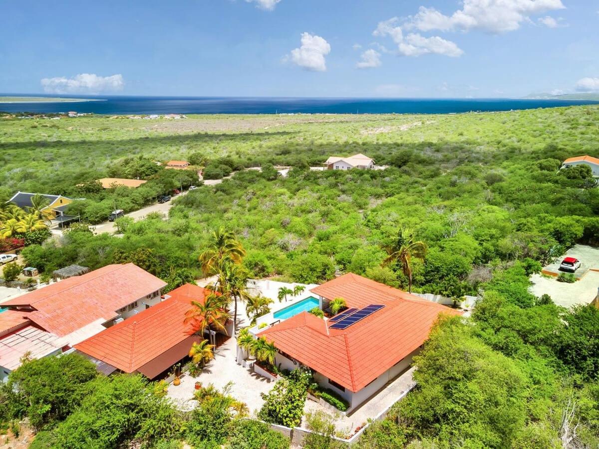 Casa Bunita Bista with Pool and Great Views