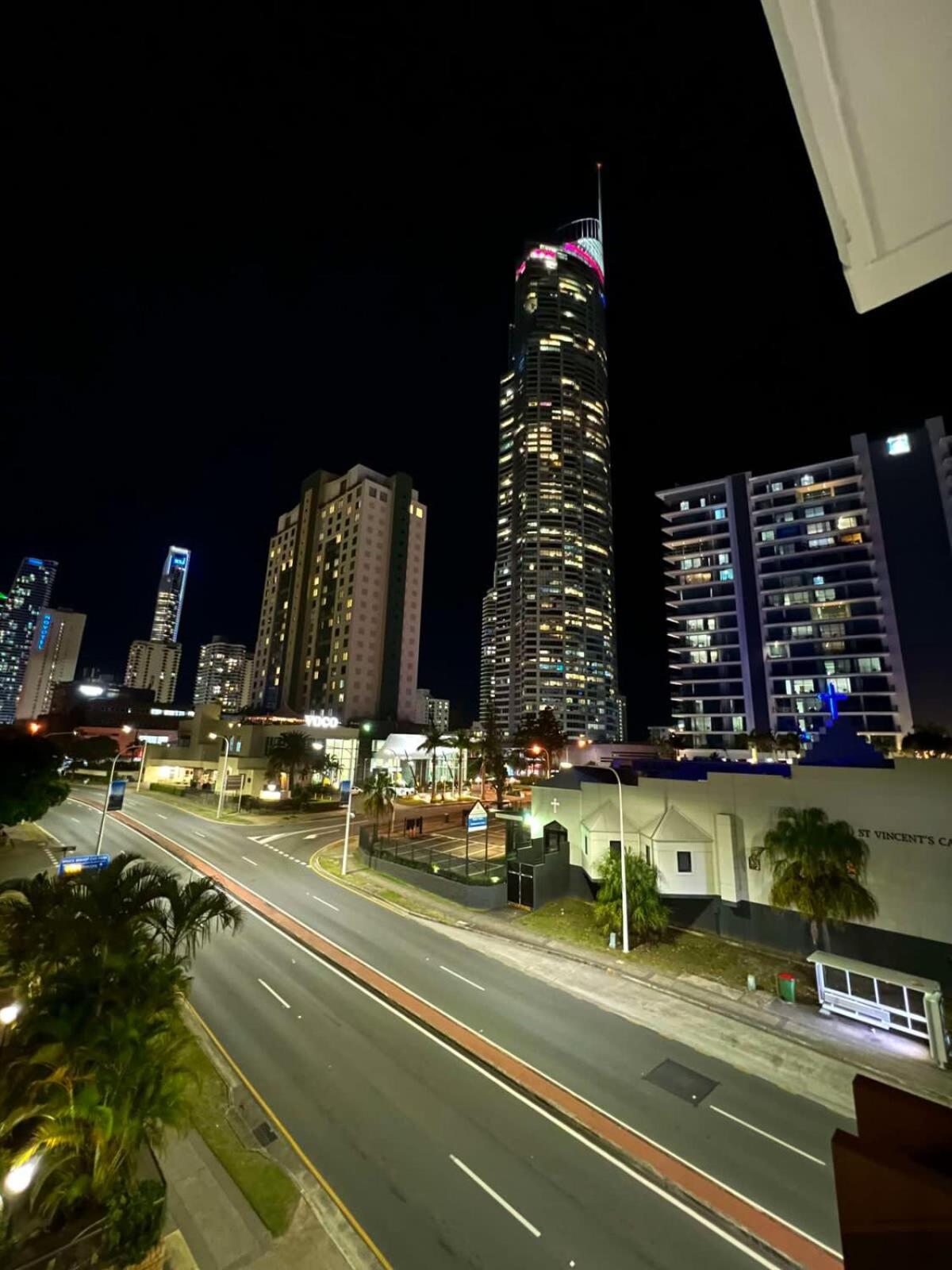 New 2BR Apt Prime Loc Stone's Throw from Train Stn
