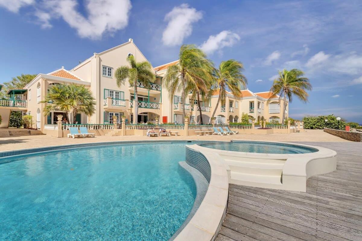 Port Bonaire Seascape A301 with Sea Views and Pool