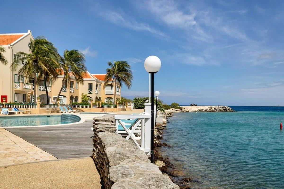 Port Bonaire Seascape A301 with Sea Views and Pool