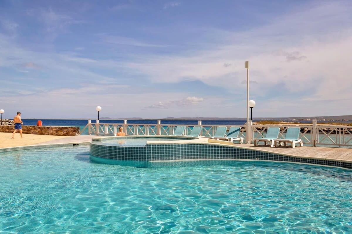 Port Bonaire Seascape A301 with Sea Views and Pool