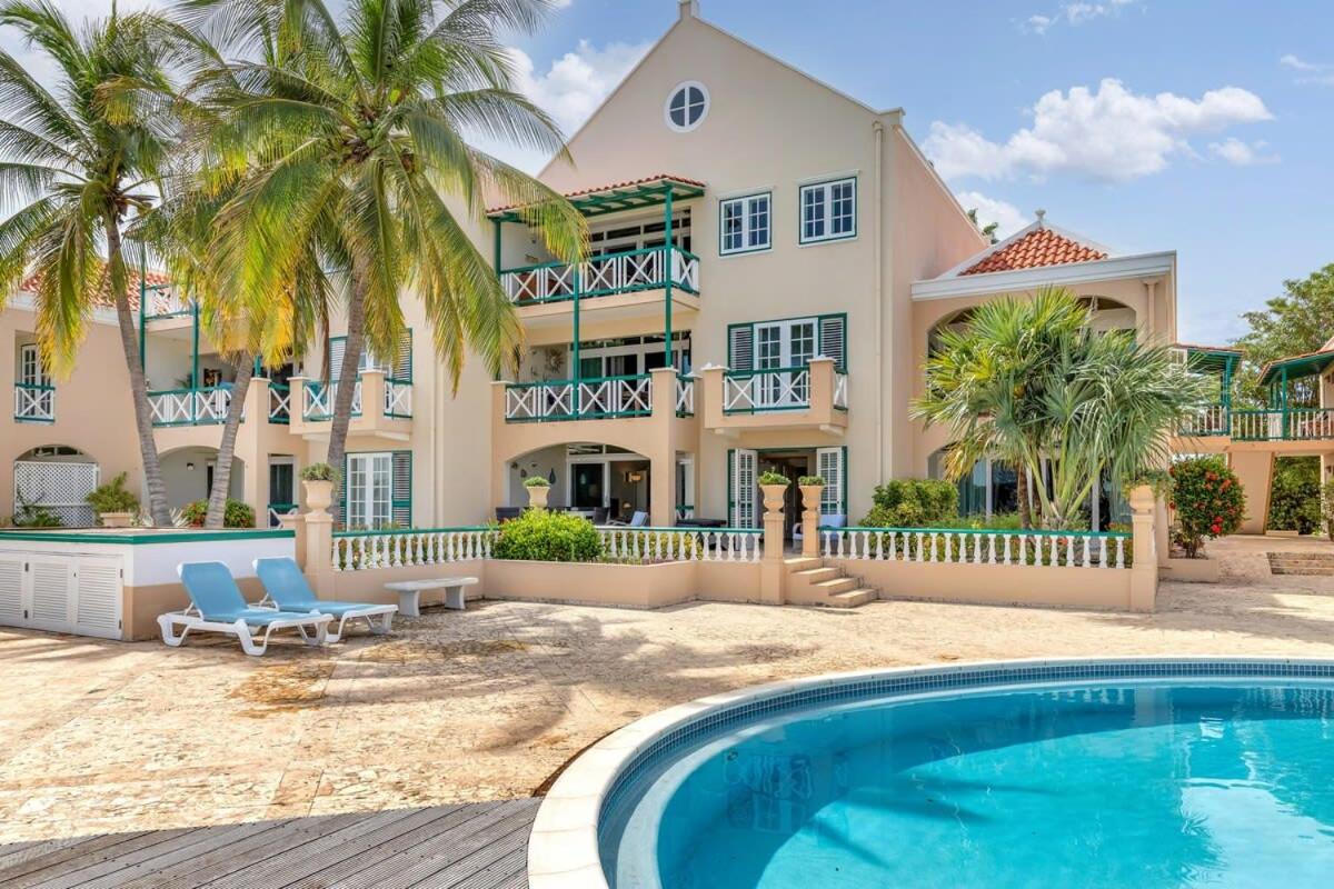 Port Bonaire Seascape A301 with Sea Views and Pool