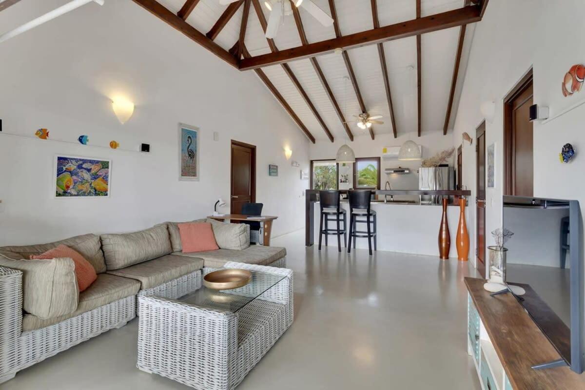 Casa de las Brisas in Waterlands Village
