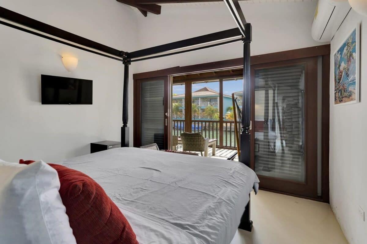 Casa de las Brisas in Waterlands Village