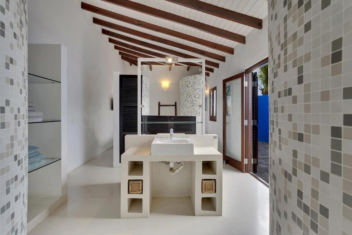 Casa de las Brisas in Waterlands Village