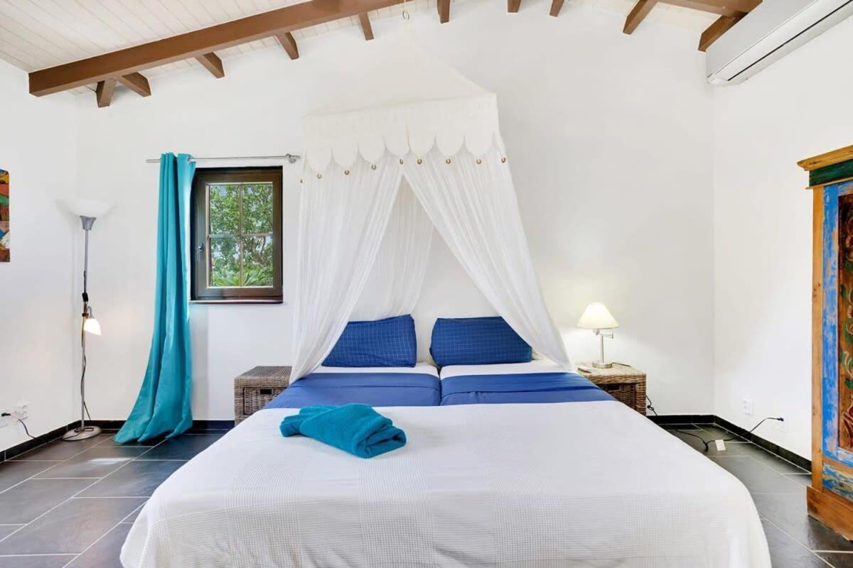 Villa Kromboon with an amazing sea view