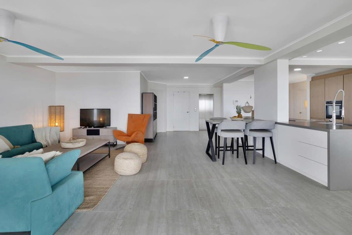 Playa Lechi Penthouse with full Ocean View