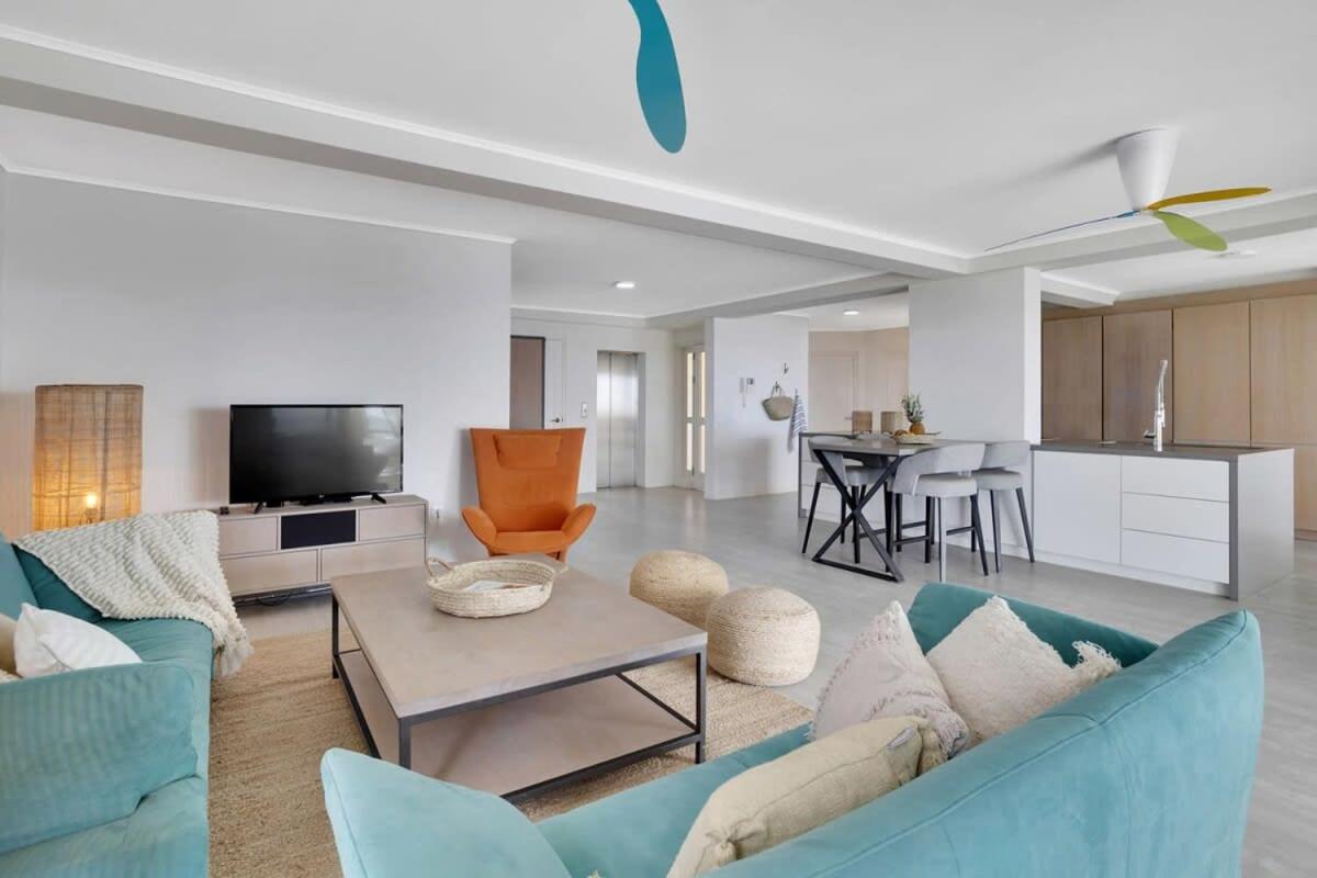 Playa Lechi Penthouse with full Ocean View