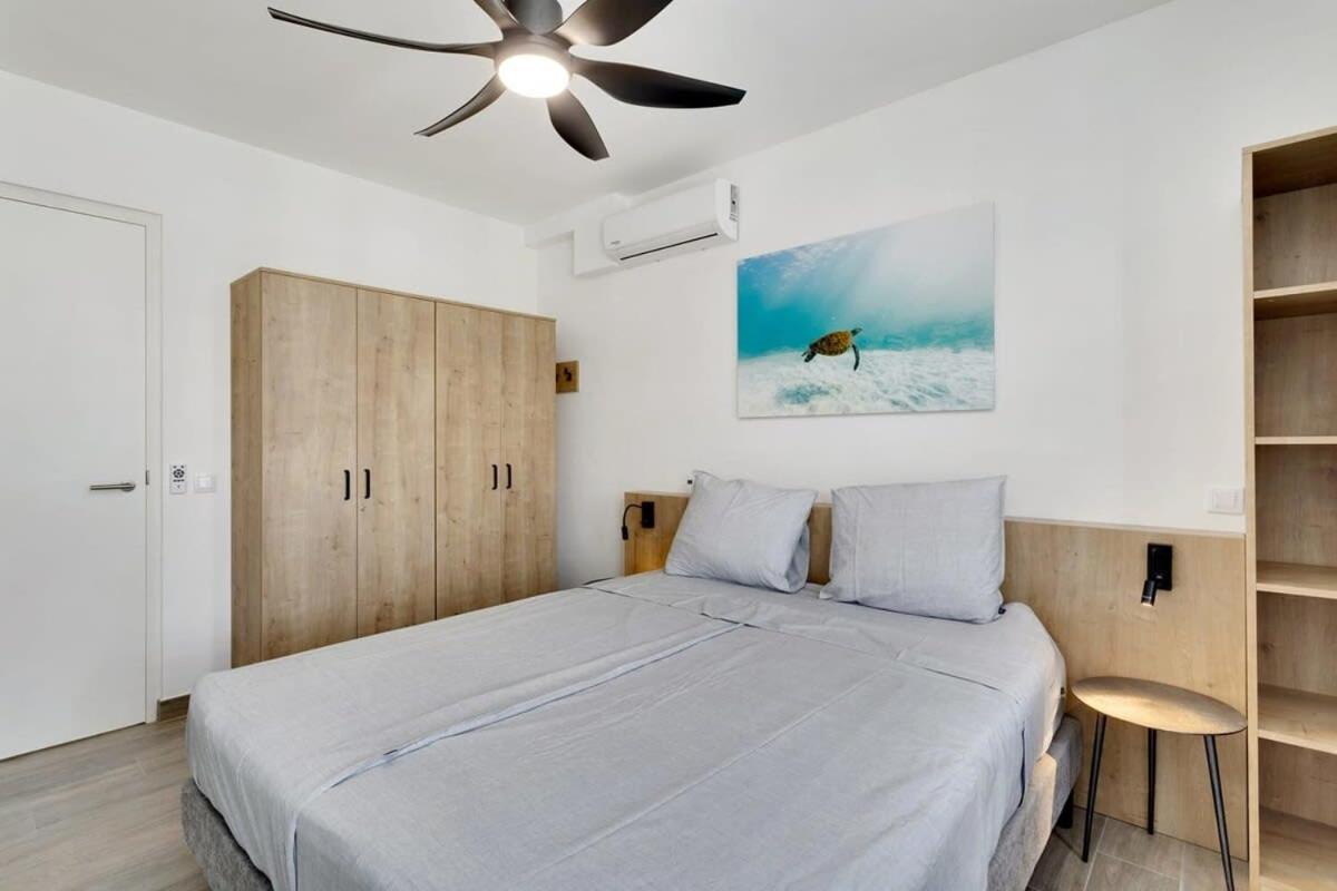 Laguna Breeze with Laguna Marina View