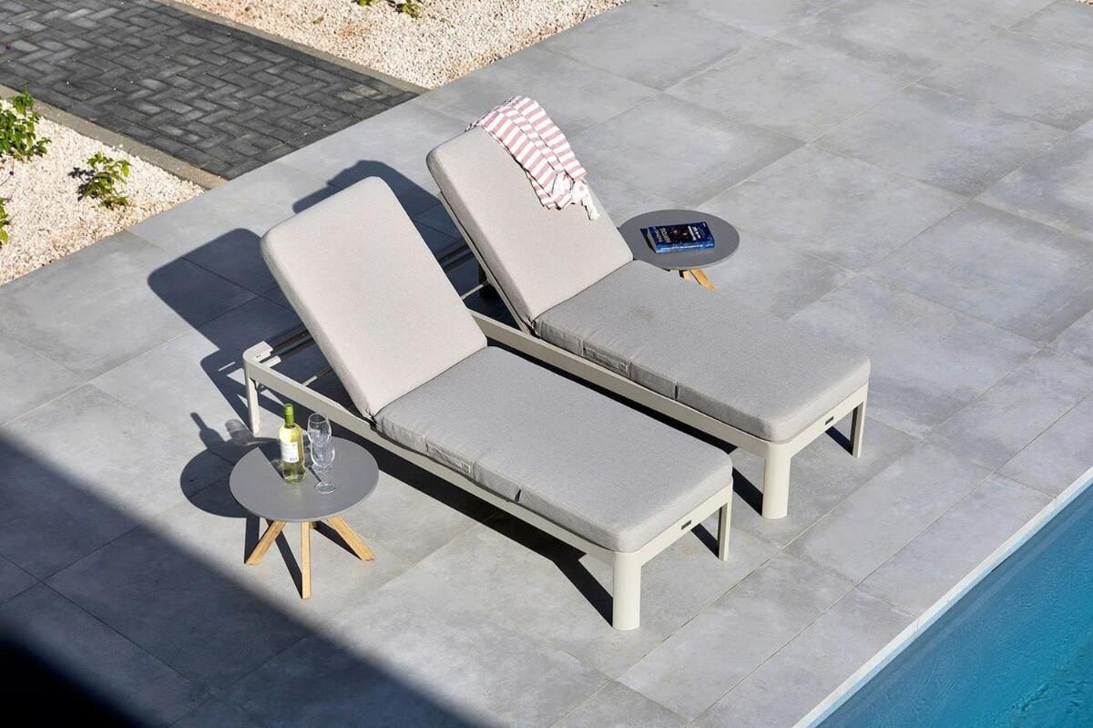 Villa Valena Apartment 7 with Cooling Pool