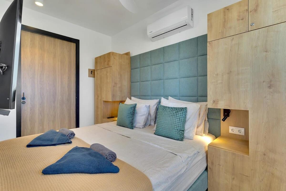 Villa Valena Apartment 6 with Cooling Pool