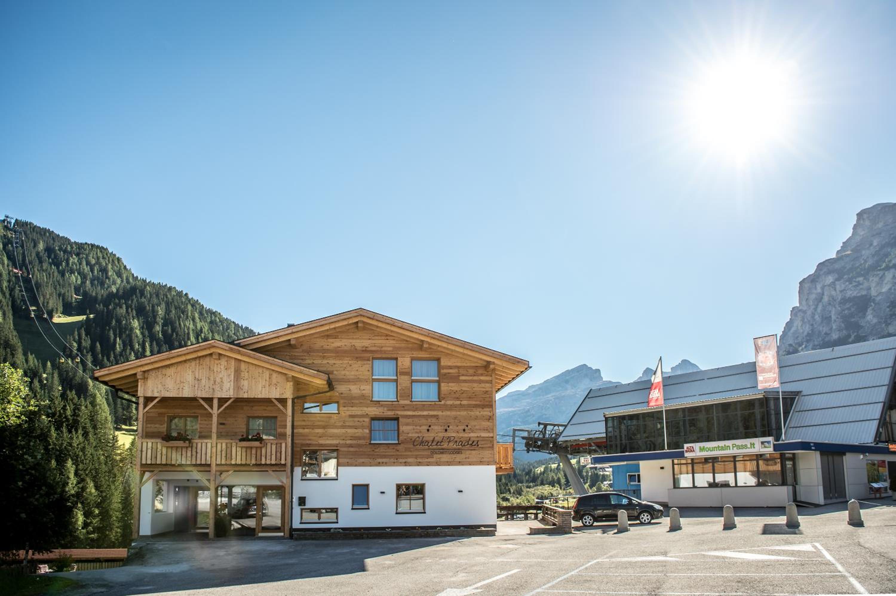 Chalet Prades Dolomiti Lodges view 4
