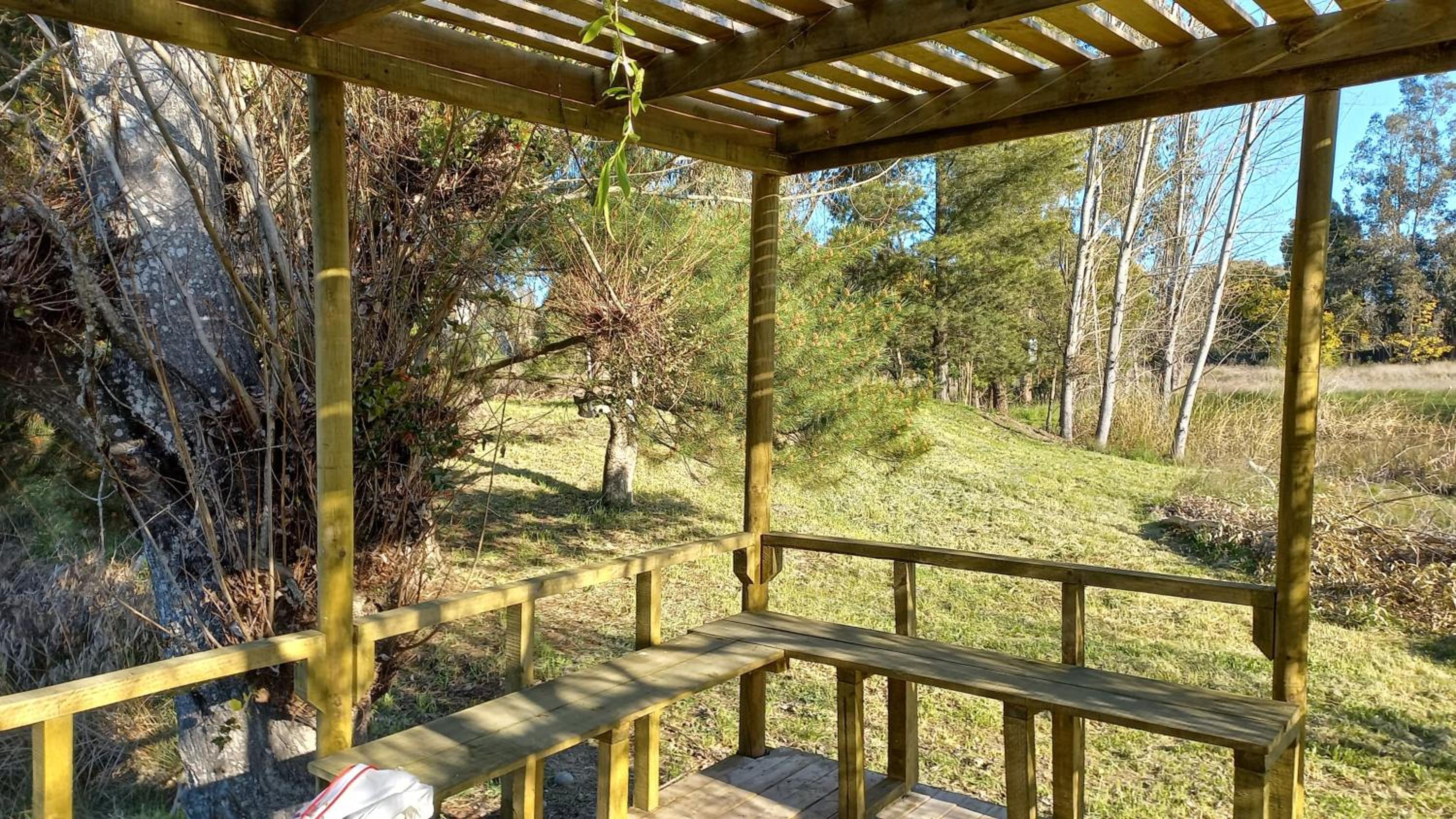 La Casa de Adobe Natural y Más