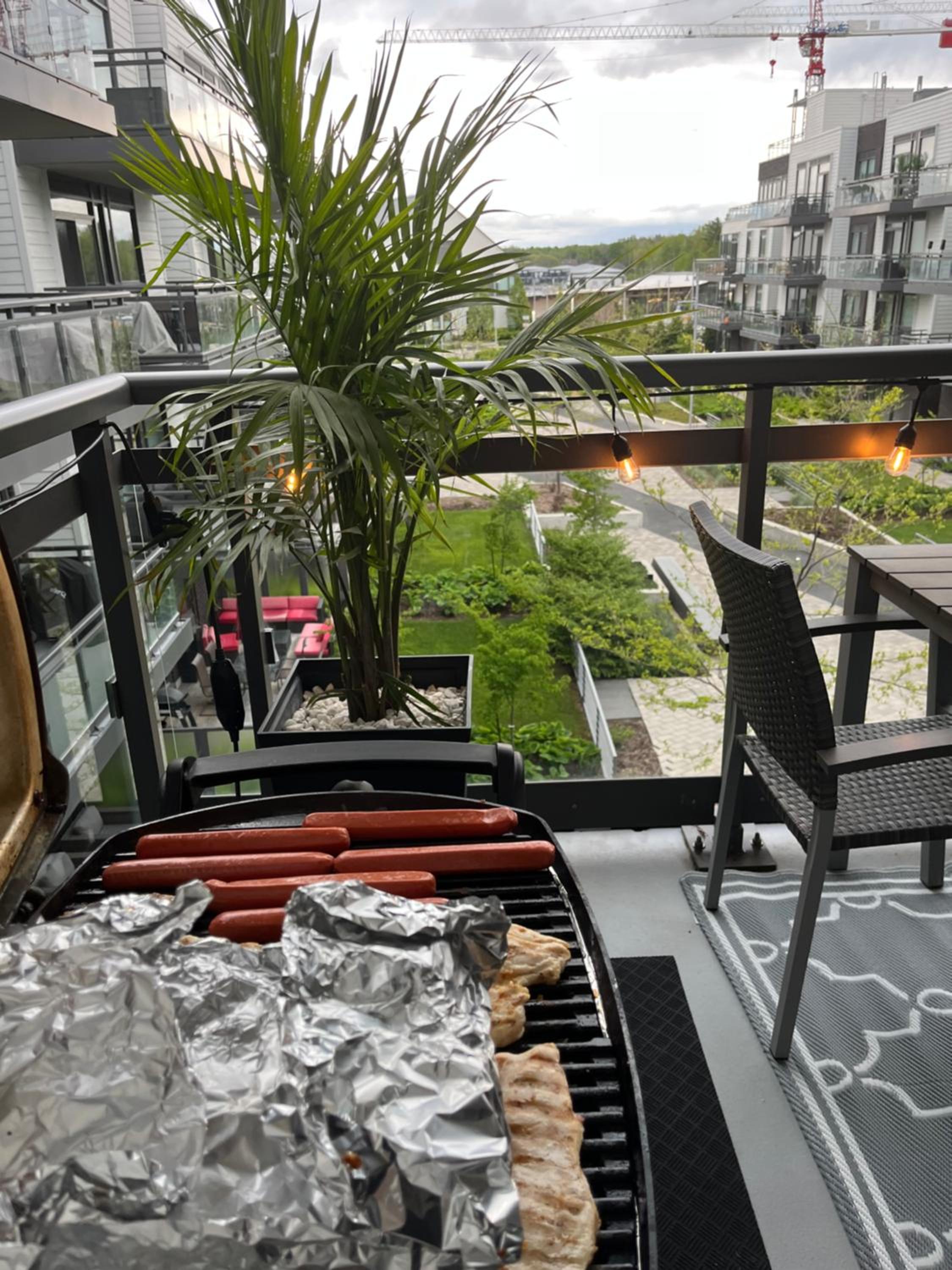 Stunning Stayz Luxury 2 King Suite at Friday Harbour Resort Marina Walk & Parking