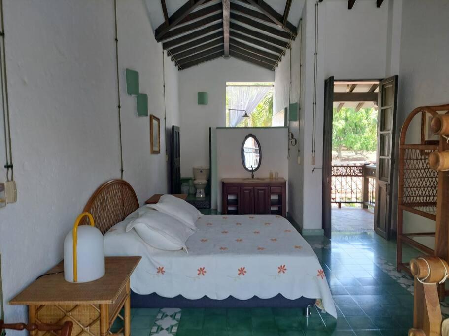 Casa en Cauca Viejo con piscina, Jacuzzi y turco