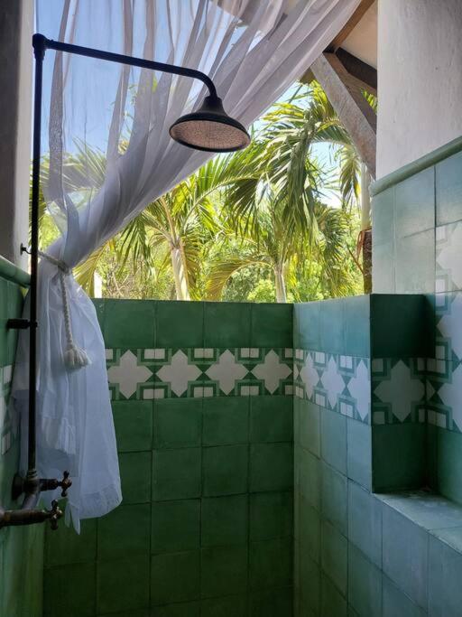 Casa en Cauca Viejo con piscina, Jacuzzi y turco