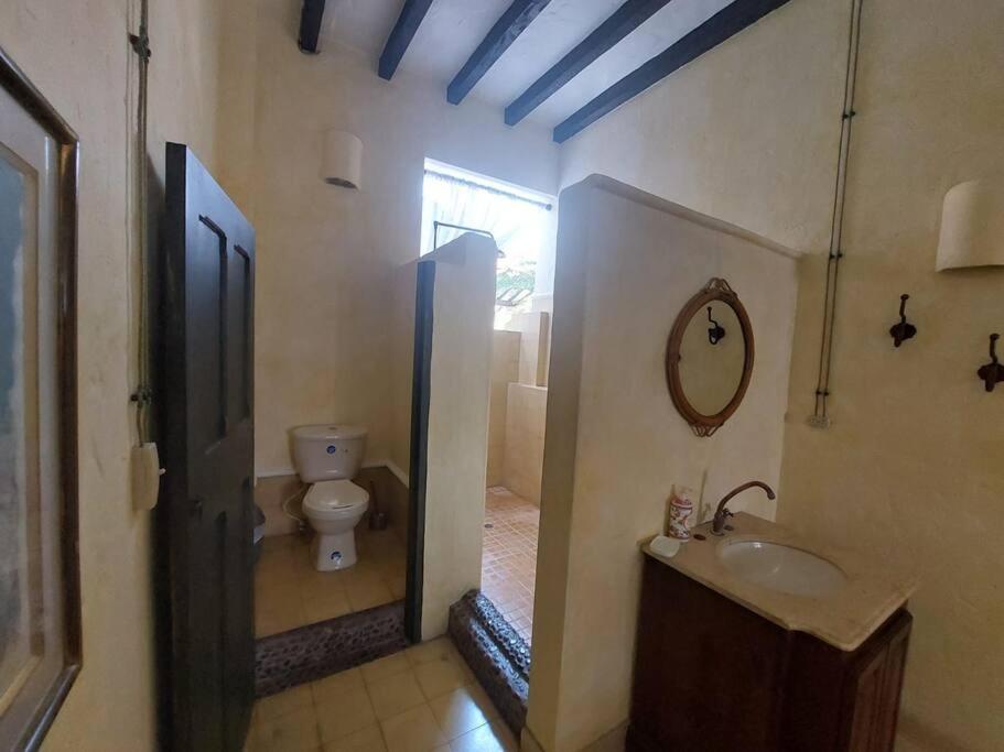Casa en Cauca Viejo con piscina, Jacuzzi y turco
